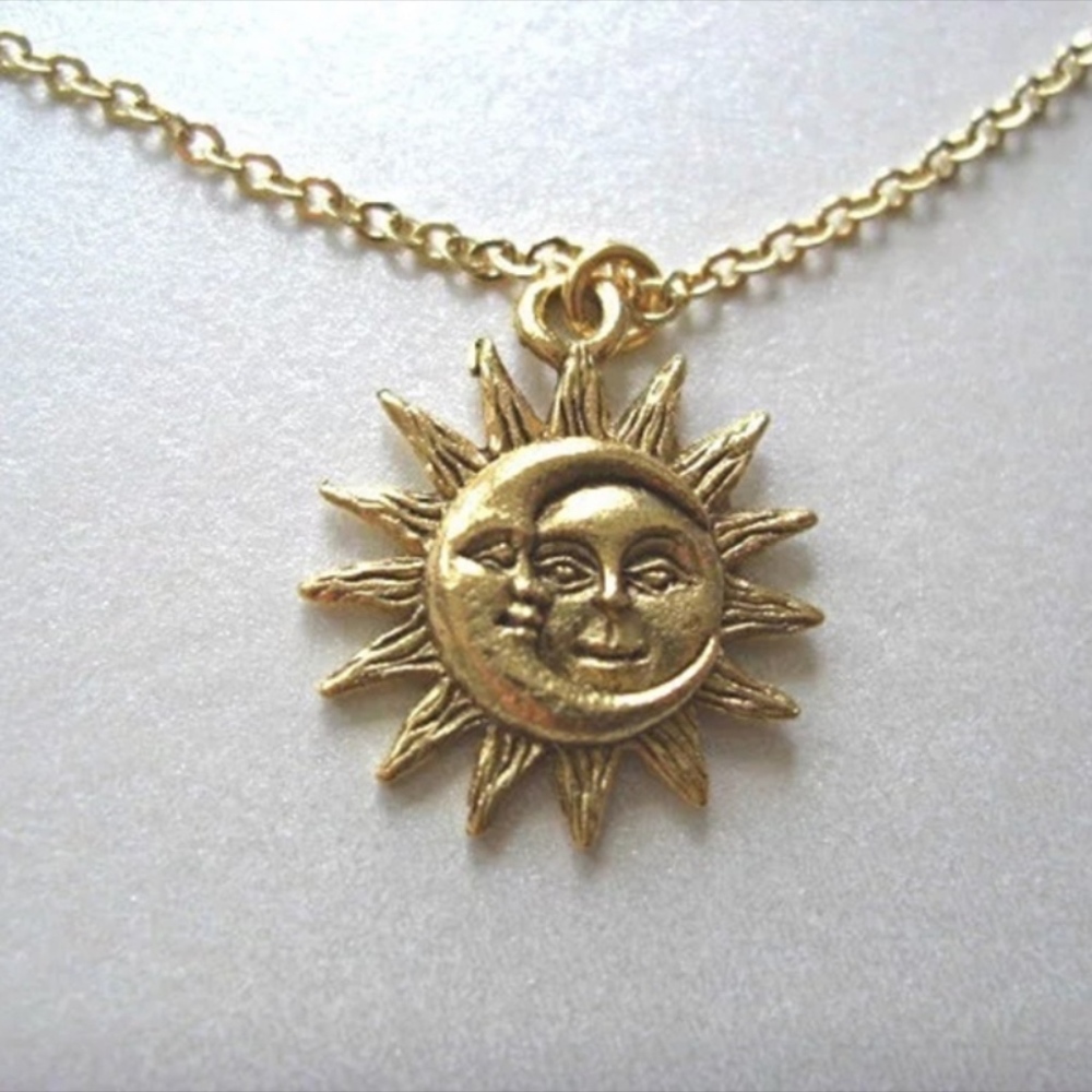 NEW Rustic gold dainty sun & moon charm necklace - Picture 4 of 5